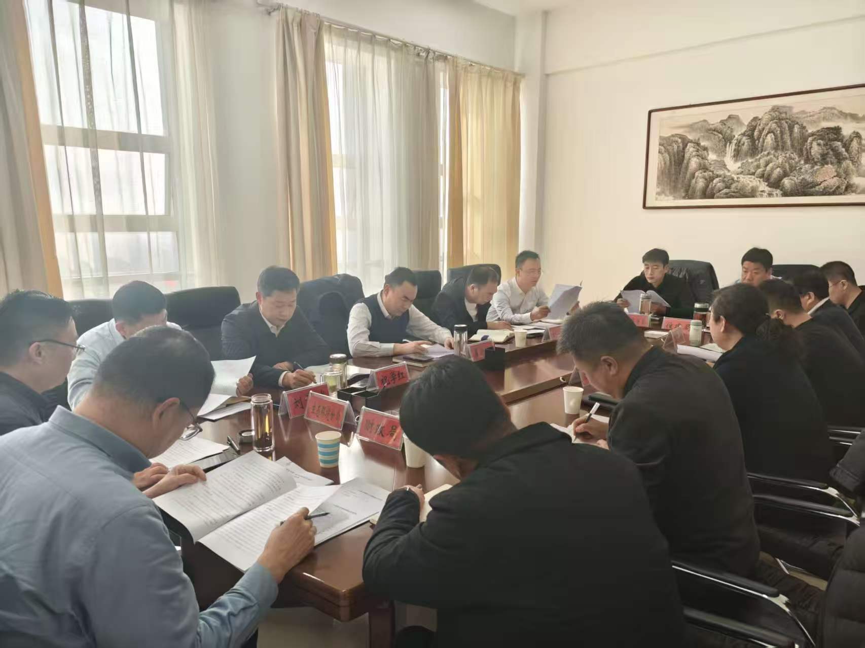 ag娱乐官网委副书记、区长罗振方主持召开重点项目建设推进会 ag娱乐官网